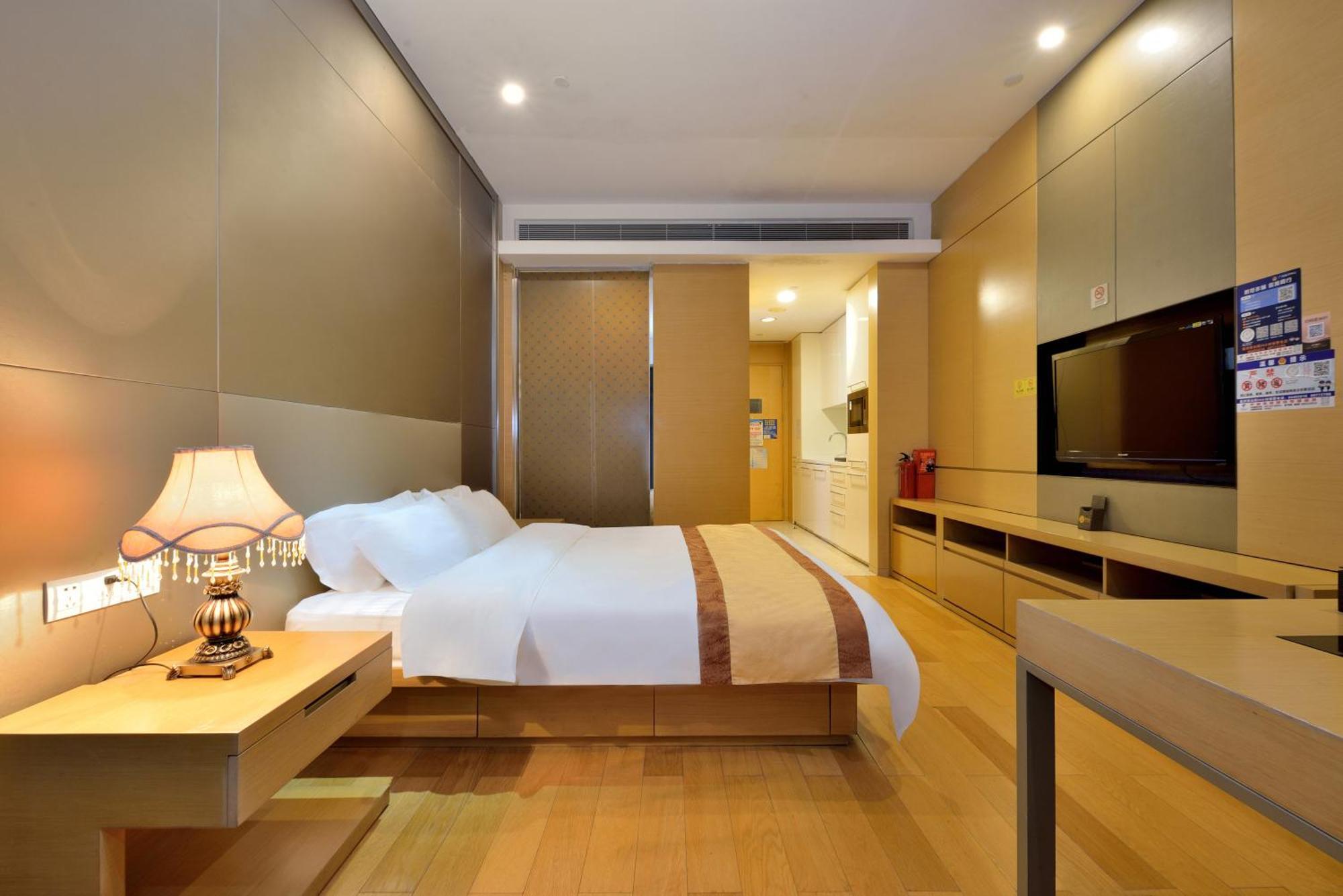 Heefun Gz -poly World Trading Center-walking Distance To Fair Apartment